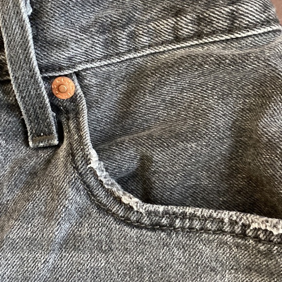 Authentic Levi’s 501 short w26 - Picture 7 of 11